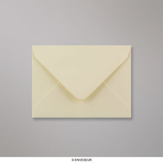 82x113mm C7 Cream Wallet Gummed Plain 100gsm Envelopes